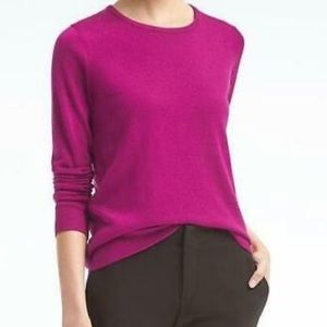 Banana Republic Silk Cashmere Magenta Lightweight Sweater Size Medium
